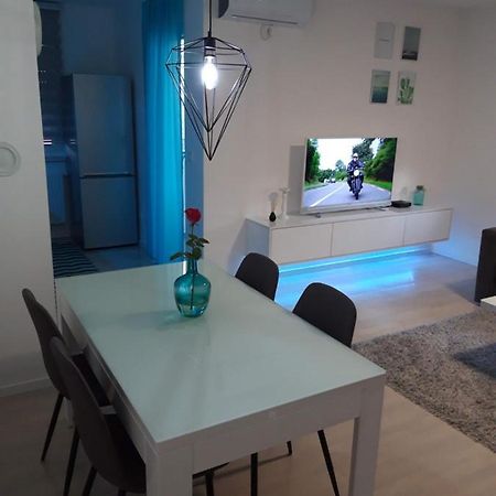 Elena Apartmani Tuzla Extérieur photo