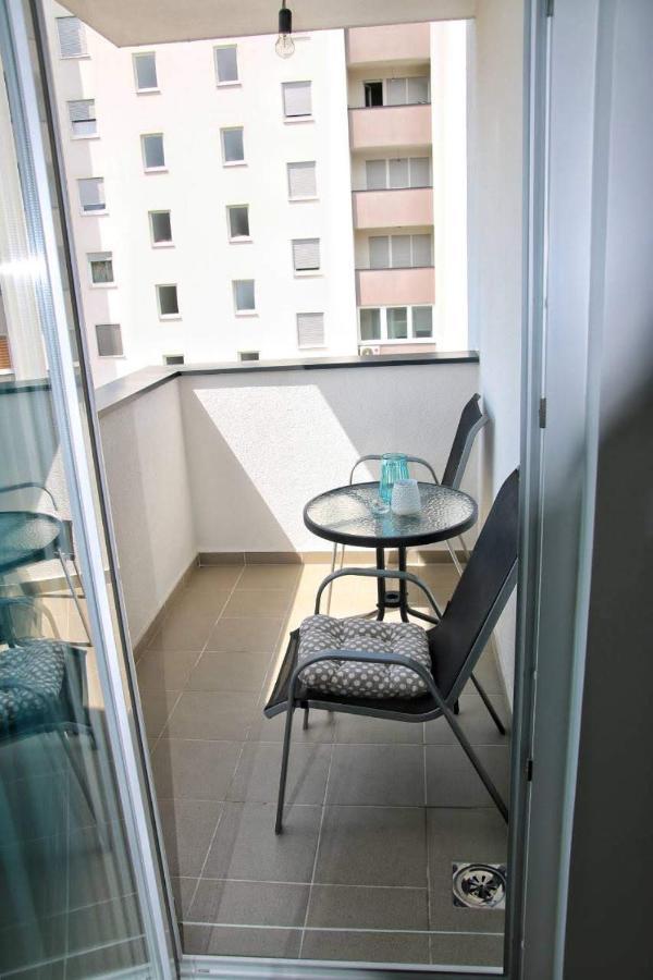 Elena Apartmani Tuzla Extérieur photo